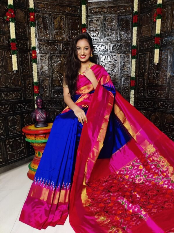 Pochampally Silk Saree Dark Blue and Red